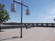 Bordeaux. Uferpromenade an der Gironde mit Blick auf Brücke. (Foto: Sudy)