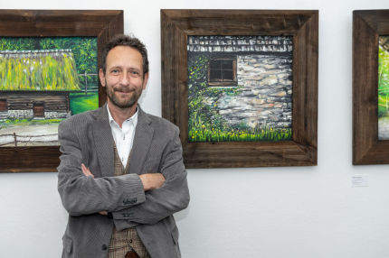 In der Ausstellung "Freilicht" präsentiert Klaus Baumgartner 23 seiner Werke in der „Ganggalerie im Friedrichstrakt“ in der Grazer Burg. © Land Steiermark/Robert Binder